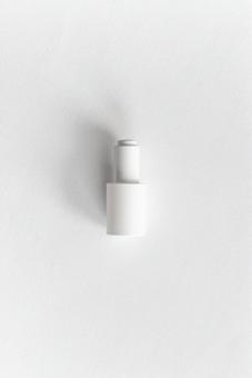 プラスチック製のドロッパーボトル プラスチック製のドロッパーボトル モックアップ,物撮り,化粧品の写真素材