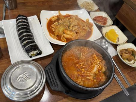 韓国料理　定番 韓国料理,韓国,ブデチゲの写真素材