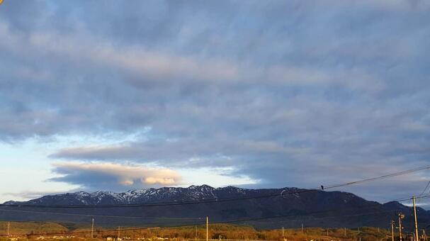 Clouds and mountains, landscape, natural, sky, JPG