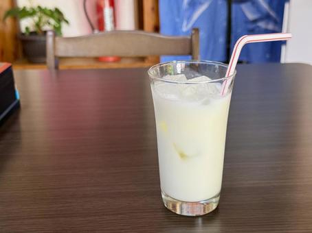 インド料理屋のラッシー 冷たい,氷,喫茶店の写真素材