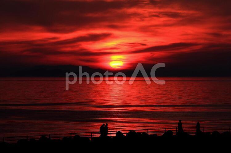 双海の夕日 ふたみシーサイド公園,オレンジ,伊予市の写真素材