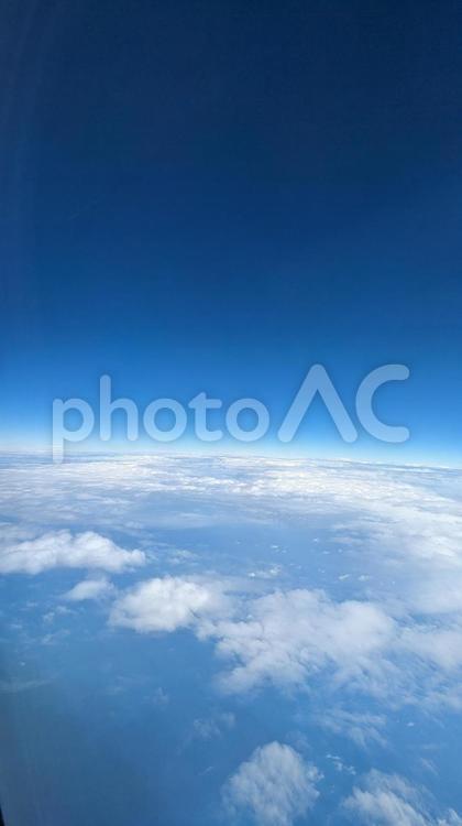 空のまた上　４ 空,フライト,沖縄の写真素材