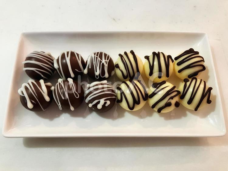 ホワイトデー　生チョコ作 ホワイトデー,生チョコ,手作りの写真素材