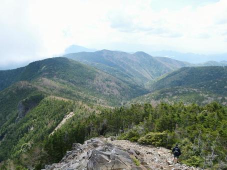 甲武信ヶ岳山頂からの景色 甲武信ヶ岳山頂からの景色 甲武信ヶ岳,西沢渓谷,徳ちゃん新道の写真素材