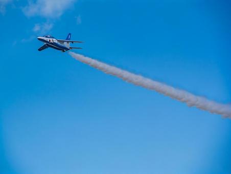 ブルーインパルス ブルーインパルス,入間航空祭,2025の写真素材