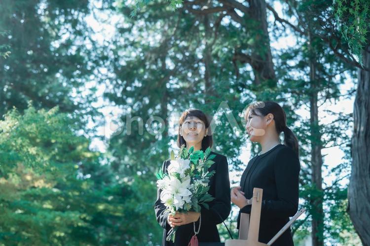 お葬式のイメージ（微笑み） お葬式,葬儀,葬式の写真素材