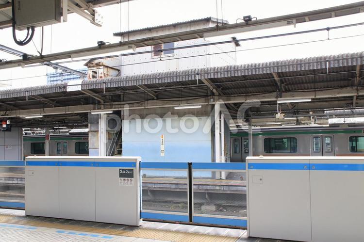 『上野（うえの）』の『プラットフォーム』 駅,街,線路の写真素材