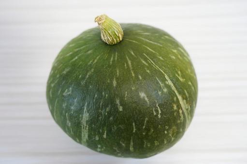 薄皮でホクホク食感の栗かぼちゃ 薄皮でホクホク食感の栗かぼちゃ 栗かぼちゃ,カボチャ,南瓜の写真素材