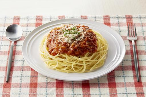 ミートソーススパゲッティ ミートソーススパゲッティ ミートソーススパゲッティ,カトラリー,細麺の写真素材