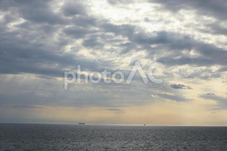 田子の浦海岸の風景 海,風景,夕焼けの写真素材
