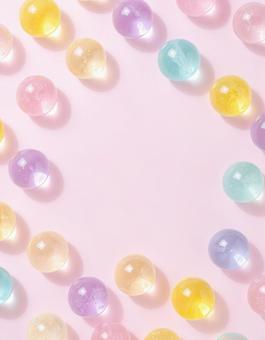 ゆめかわな、カラフルで丸いジェリーボール ゆめかわな、カラフルで丸いジェリーボールの写真
