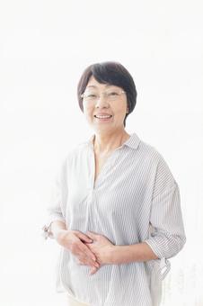 シニア女性 シニア女性 晩年,引退,おばあちゃんの写真素材