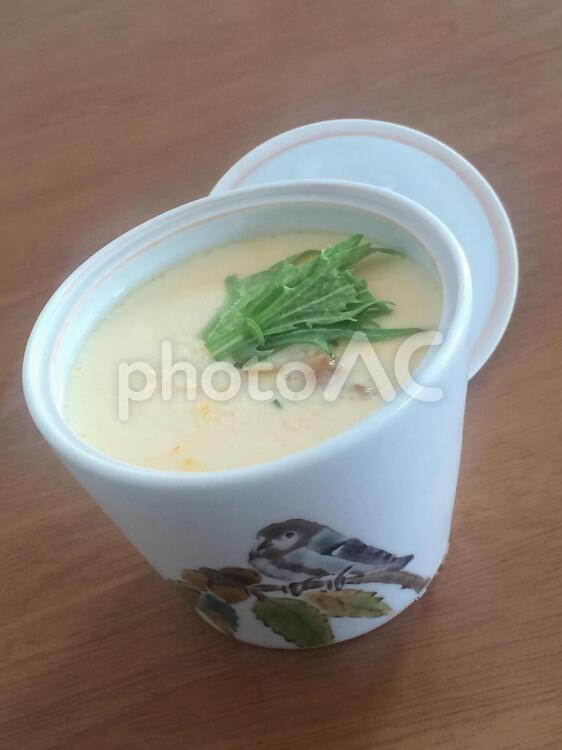 茶碗蒸し 茶碗蒸し,スズメ,蓋つきの写真素材