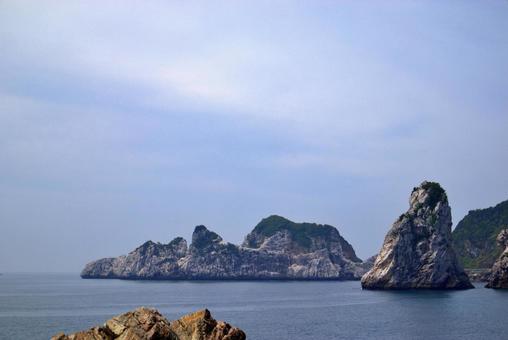 白崎海洋公園の夏空と島々 白崎海洋公園の夏空と島々 白崎海洋公園,夏,空の写真素材