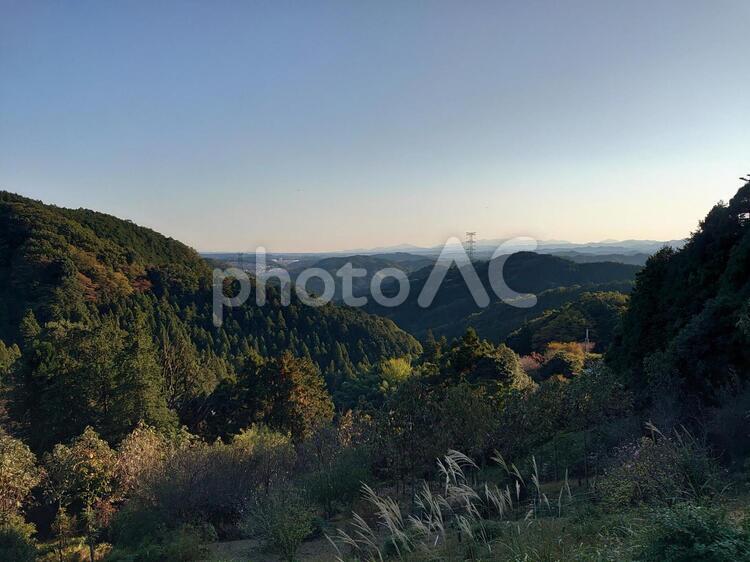 鉄塔がある風景 鉄塔,送電線,電線の写真素材