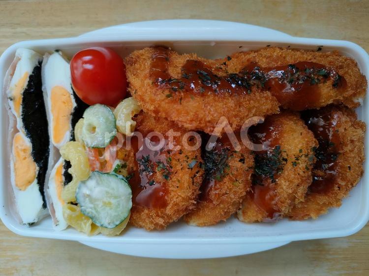 惣菜カニクリームコロッケのっけ弁当！ お弁当,弁当,お昼の写真素材