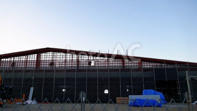 早朝のスーパーの建設現場 建築,建設,工事の写真素材