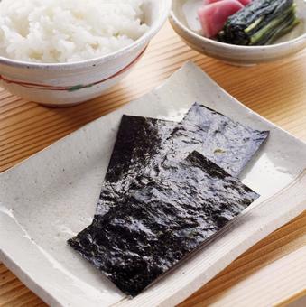 日本の朝食 日本の朝食 朝ごはん,海苔,漬物の写真素材