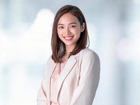 笑顔のビジネス女性 笑顔のビジネス女性の写真