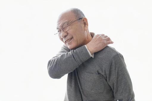 肩こりに苦しむシニア男性 対処法,男性,激痛の写真素材