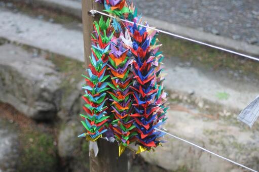 小さな祈り 鶴,千羽鶴,色とりどりの写真素材