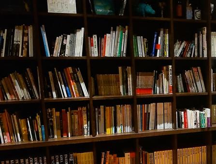 本棚 本棚 書物,図書館,読書の写真素材