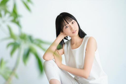 若い女性の美容イメージ 女性,美容,笑顔の写真素材