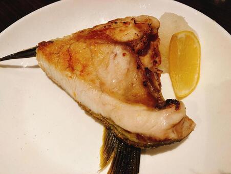 魚　兜焼き 魚,兜焼き,焼き魚の写真素材