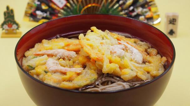 正月料理・天ぷらそば（家庭料理） 天ぷら,蕎麦,正月料理の写真素材