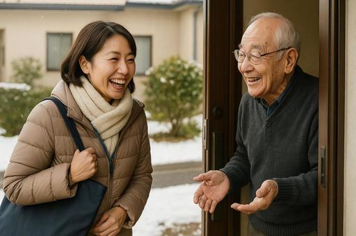 訪問介護士と高齢者の会話 訪問介護士と高齢者の会話の写真