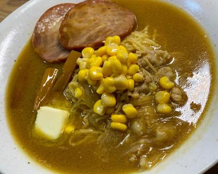 味噌カレーバター牛乳ラーメン ラーメン,自炊,味噌の写真素材