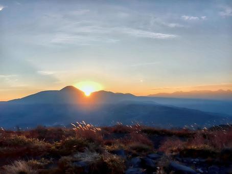 Sunrise at Kirigamine, JPG