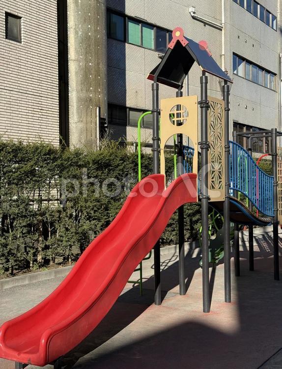 公園の複合遊具　滑り台他 広場,住宅街,公共の写真素材