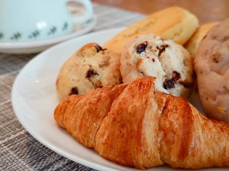 Croissants and scones close-up, JPG Croissants and scones close-up, JPG