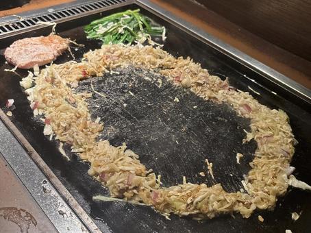 月島で食べたもんじゃ焼き 月島で食べたもんじゃ焼きの写真