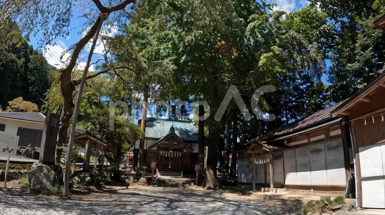 埼玉県秩父市荒川白久　白久神明社 埼玉県,秩父市,拝殿の写真素材