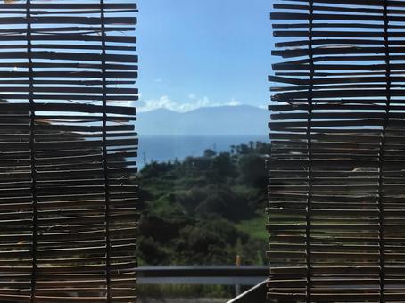 簾越しに見える瀬戸内海 簾,日よけ,よしずの写真素材