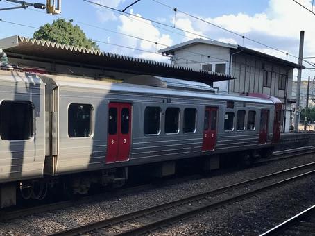 813系 交流電車 香椎駅,jr九州,鹿児島本線の写真素材