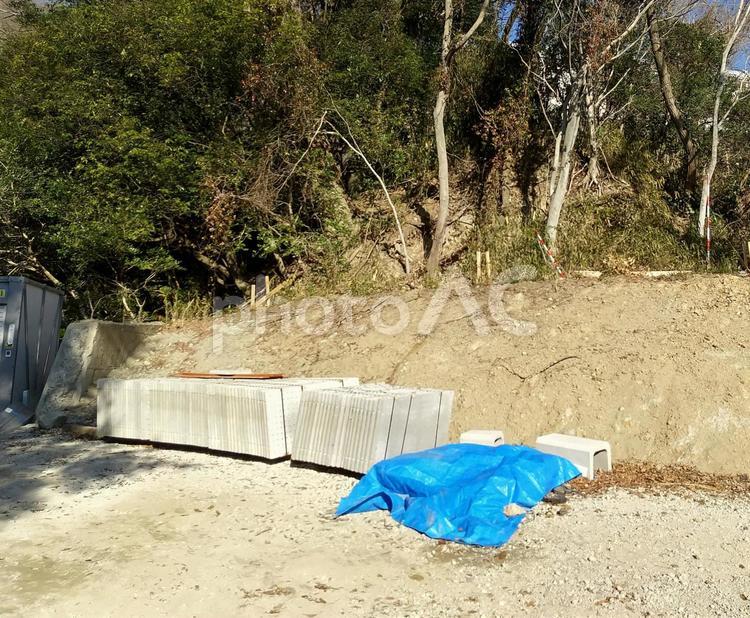 工事現場の資材置き場 工事現場,資材置き場,ブルーシートの写真素材
