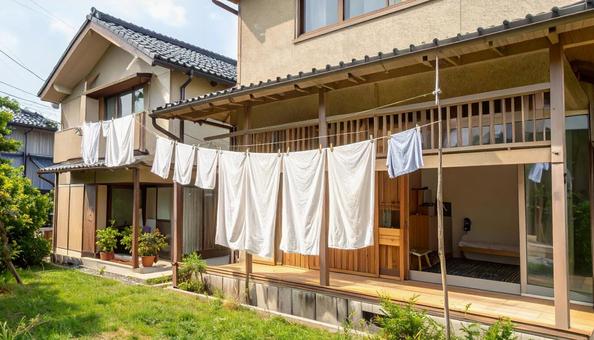 ベランダにかかる物干し竿 ベランダにかかる物干し竿の写真