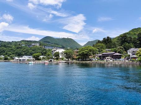 芦ノ湖から見る元箱根港 芦ノ湖から見る元箱根港 芦ノ湖,元箱根港,桟橋の写真素材