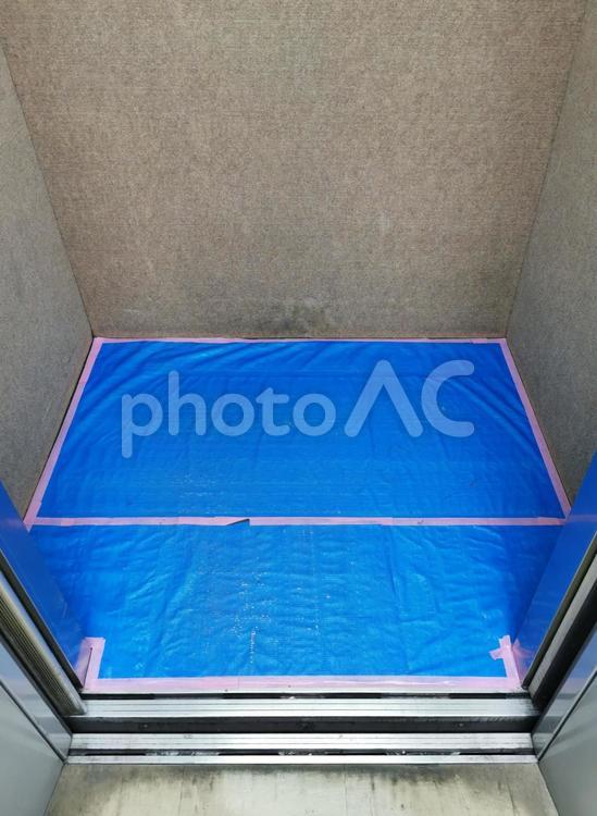 養生されたエレベーター エレベーター,養生,保護の写真素材