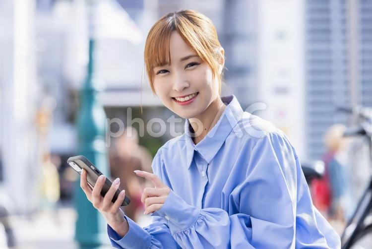 笑顔のビジネスウーマン　Business ビジネス,女性,スーツの写真素材