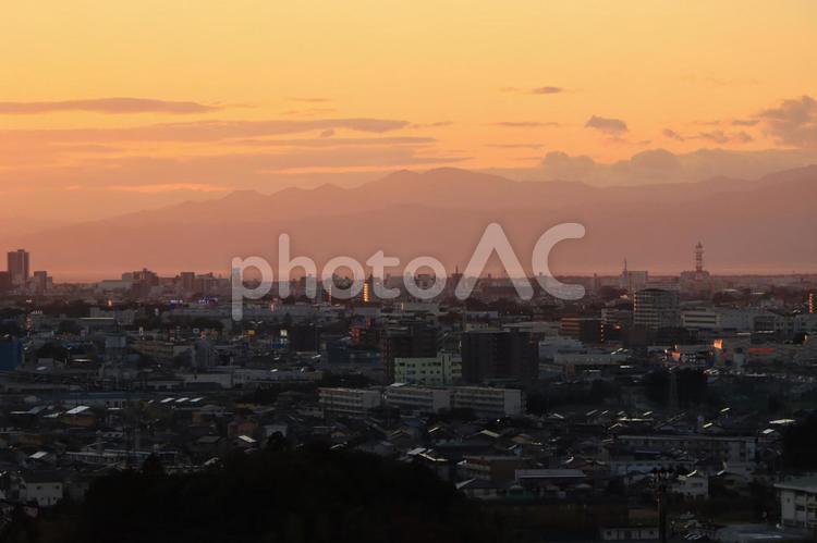 夕暮れの街並み 夕暮れ,夕方,夕陽の写真素材
