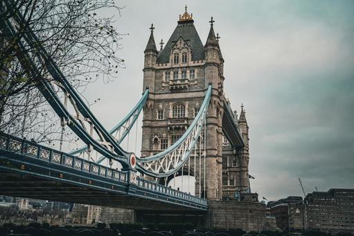 全景のタワーブリッジ タワーブリッジ,橋,ロンドンの写真素材