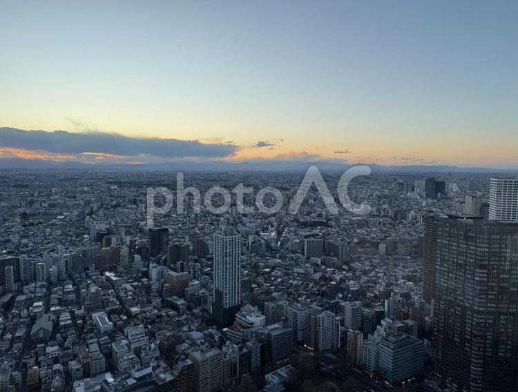 東京都庁から東京の街並みを見下ろす 銀座,新橋,千代田の写真素材