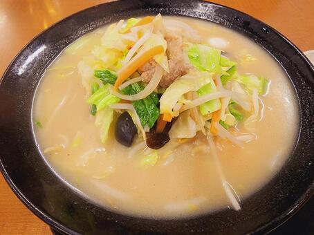 ちゃんぽん ちゃんぽん,チャーシュー,麺の写真素材