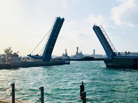 門司港　ブルーウィングもじ ブルーウィングもじ,門司港,門司の写真素材