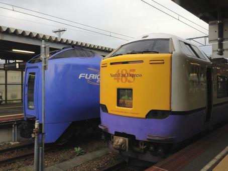 特急列車 特急列車の写真