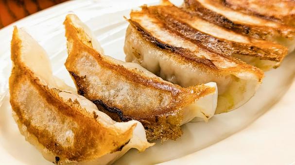 焼き餃子 焼き餃子 餃子,焼き餃子,ギョーザの写真素材